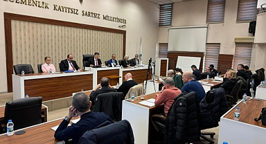 Belediye Toplanıyor