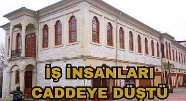 İş İnsanları Caddeye Düştü