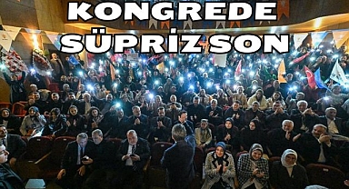 Kongrede Sürpriz Son