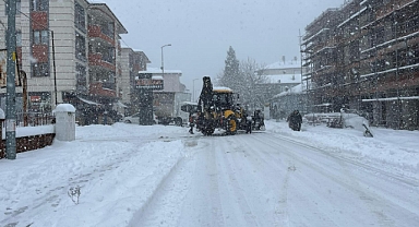 19 Araç ve 300 Personelle Yoğun Mesai