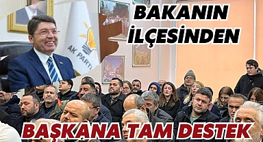 Bakanın İlçesinden Başkana Tam Destek