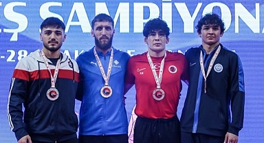BARÜ’lü sporculardan Güreş Şampiyonasında gururlandıran başarı