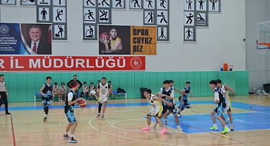 Basketbol Akademispor lige galibiyetle başladı