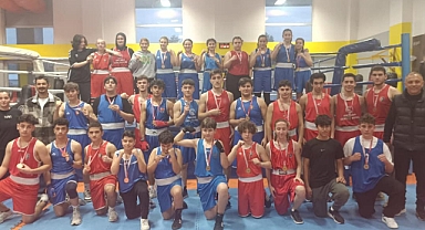 Boks mahalli müsabakaları tamamlandı