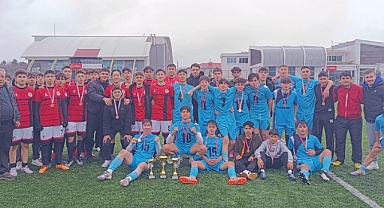 Futbolda Mehmet Akif Ersoy şampiyon oldu