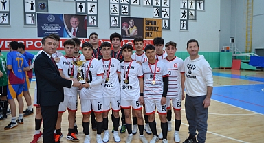 Futsal'da Mustafa Yaman şampiyon oldu