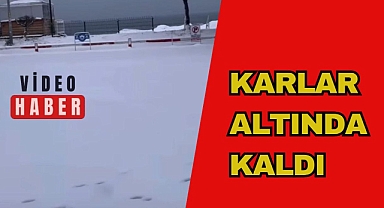 Karlar Altında Kaldı