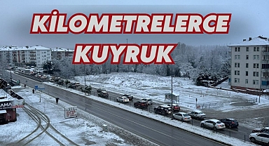 KİLOMETRELERCE KUYRUK