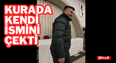 Kurada Kendi İsmini Çekti