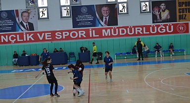 Şehit Mustafa Yaman Lisesi rakibini 7-2 yendi