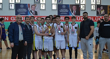 U16 basketbolda Safranbolu Gelişim 2. oldu