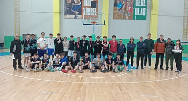 3x3 basketbol turnuvası başladı