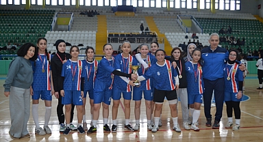Futsal’da Köksal Toptan şampiyon oldu