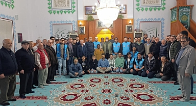 Gençler İftarda Buluştu