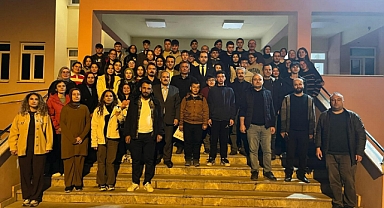 Öğrencilerle İftar Yaptı