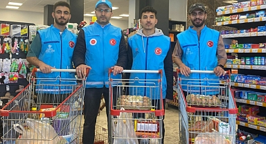 Üniversiteli Gençlerden Anlamlı Ziyaret