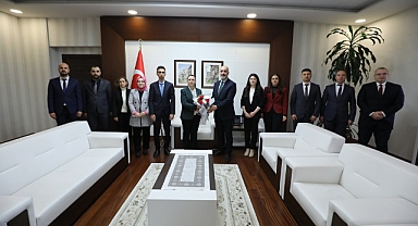 Vali Arslan'a Anlamlı Ziyaret