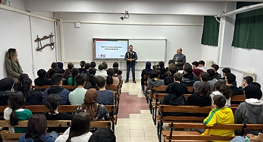 Bartın’da Gençlere Dijital Farkındalık Eğitimi