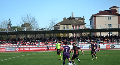 Futbolda yaz saati uygulamasına geçildi