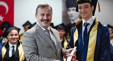 Kaymakam Mezuniyet Coşkusuna Ortak Oldu