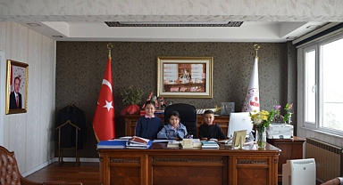 Minik Kaymakamlar Görev Başında!