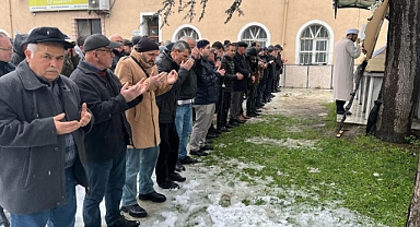 Son Yolculuğuna Uğurlandı