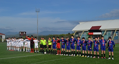 U17’de Yeni Bartınspor farklı kazandı