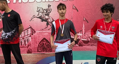 Atletizm’de Yaşar Hotoz yarışlarda 2.oldu