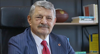 Bir Tebrik De Ondan