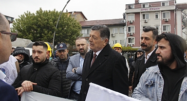 “Emekçilerin Yanındayız”