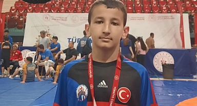 Güreş’te Beytullah Rasim Demir 3.oldu