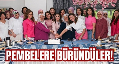 PEMBELERE BÜRÜNDÜLER!