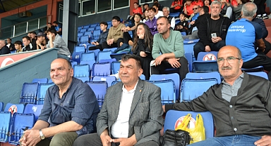 Spor camiasından grup maçlarına ilgi