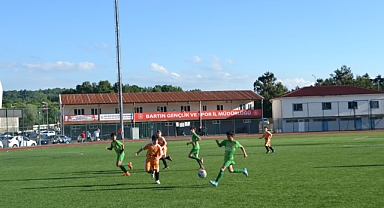 U11’de Yeni Bartınspor kazanmayı sürdürdü