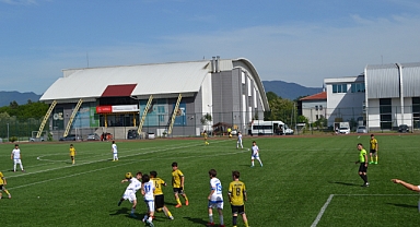 U13’de Amasra Kömürspor tek golle kazandı