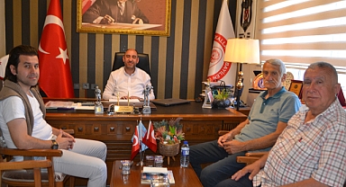 ESKİ BAŞKANLARDAN İŞ İNSANI ÖZKAN’A ZİYARET