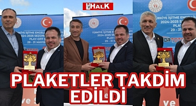 ŞAMPİYONAYA DESTEK VERENLERE PLAKET VERİLDİ