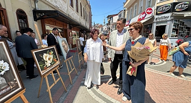 Sanat Halkla Buluştu