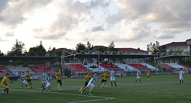 U-13’de Kozcağız Belediyespor farklı kazandı