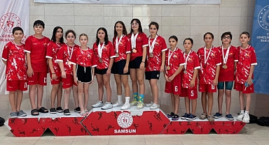 Bartnspor yüzücüler Samsun'da 2. oldu