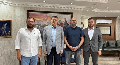Hankalespor’dan başkan Yalçınkaya’ya ziyaret