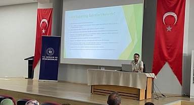 Bağımlıkla mücadele eğitimi verildi