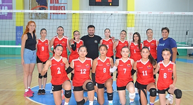Bartın GSİM Voleybolda tarih yazıyor
