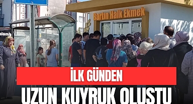 İlk Günden Uzun Kuyruklar