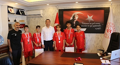 Şampiyon sporculardan Akkaş’a ziyaret