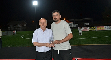 Turnuvanın en centilmen takımı Ayem Orman