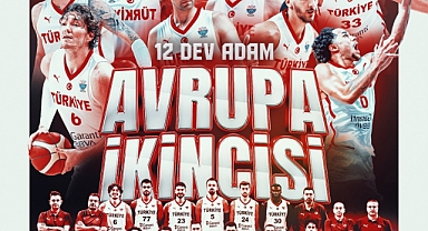 12 Dev Adama Vali Arslan'dan tebrik