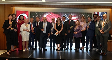 AMERİKA'DA DOSTLUK GECESİ
