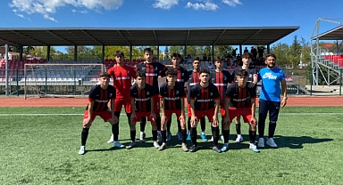 BARTIN GENÇLERBİRLİĞİ OYUNCULARI GÜVEN VERDİ