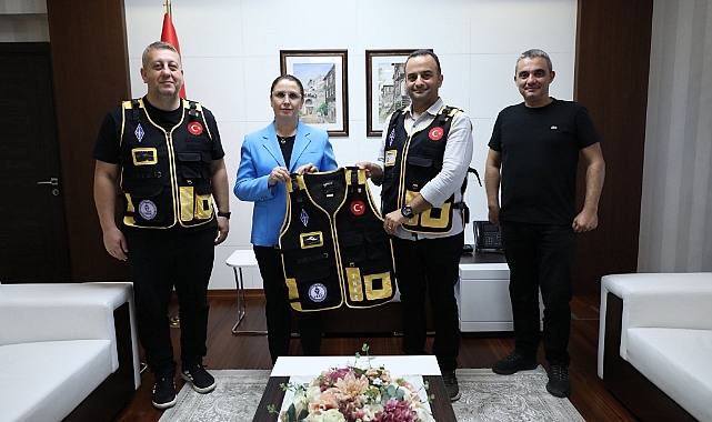 Bartın Valisi 2 yönetim kurulunu ağırladı